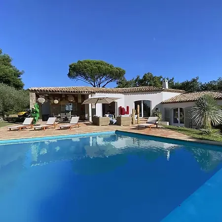 Luxury Villa, Infinity Pool, 5 Min