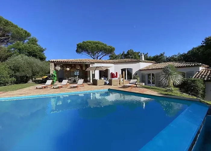 Luxury Villa, Infinity Pool, 5 Min
